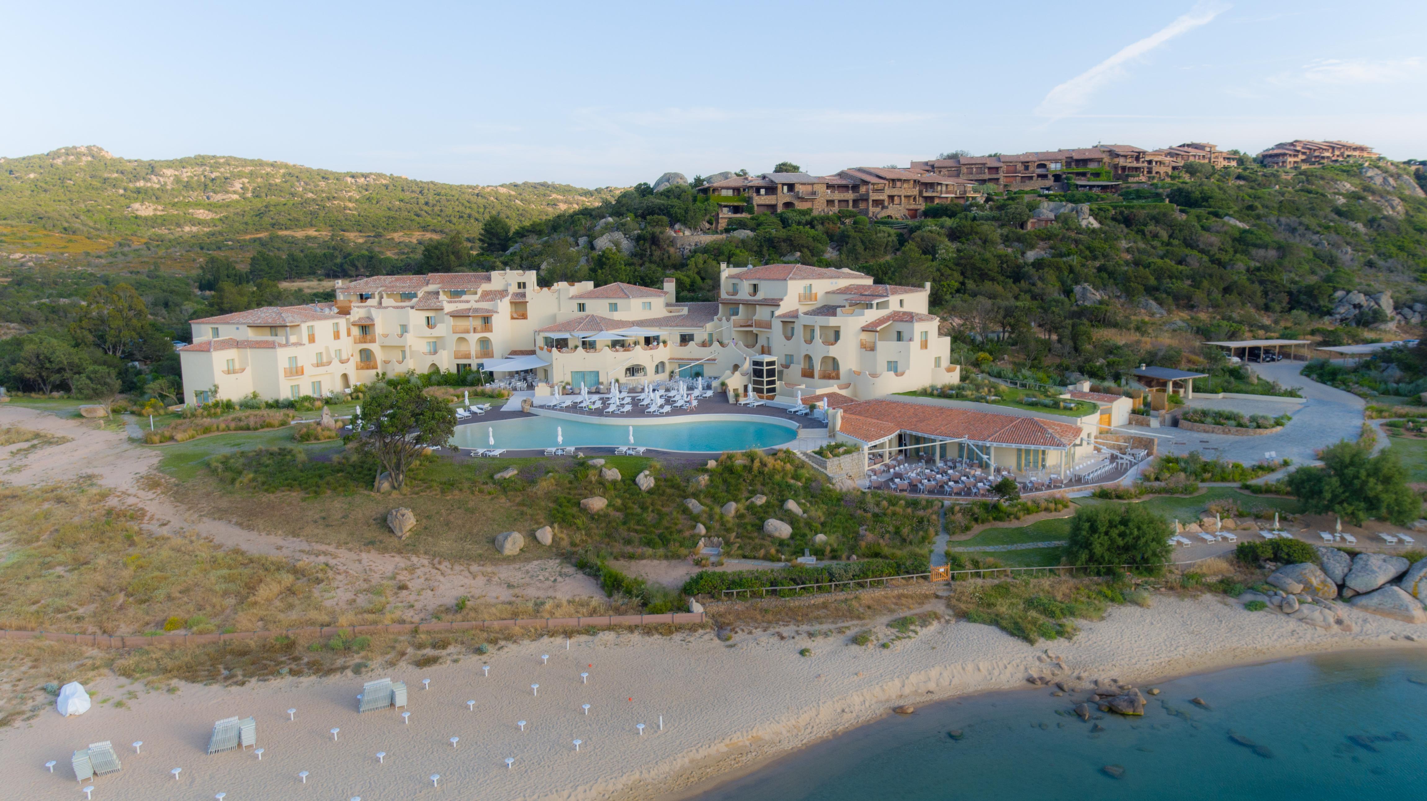 Hotel CalaCuncheddi Olbia Esterno foto