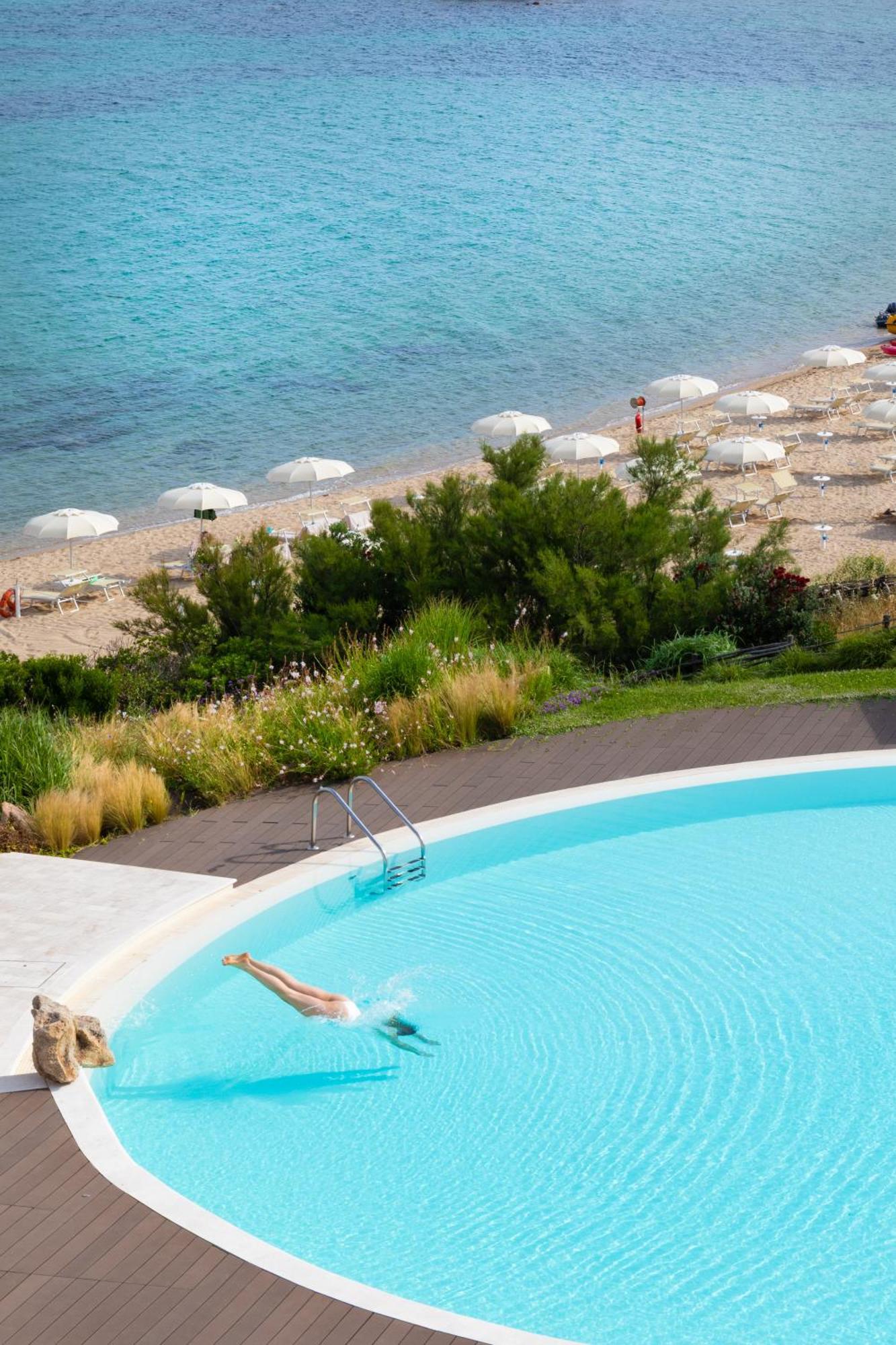 Hotel CalaCuncheddi Olbia Esterno foto