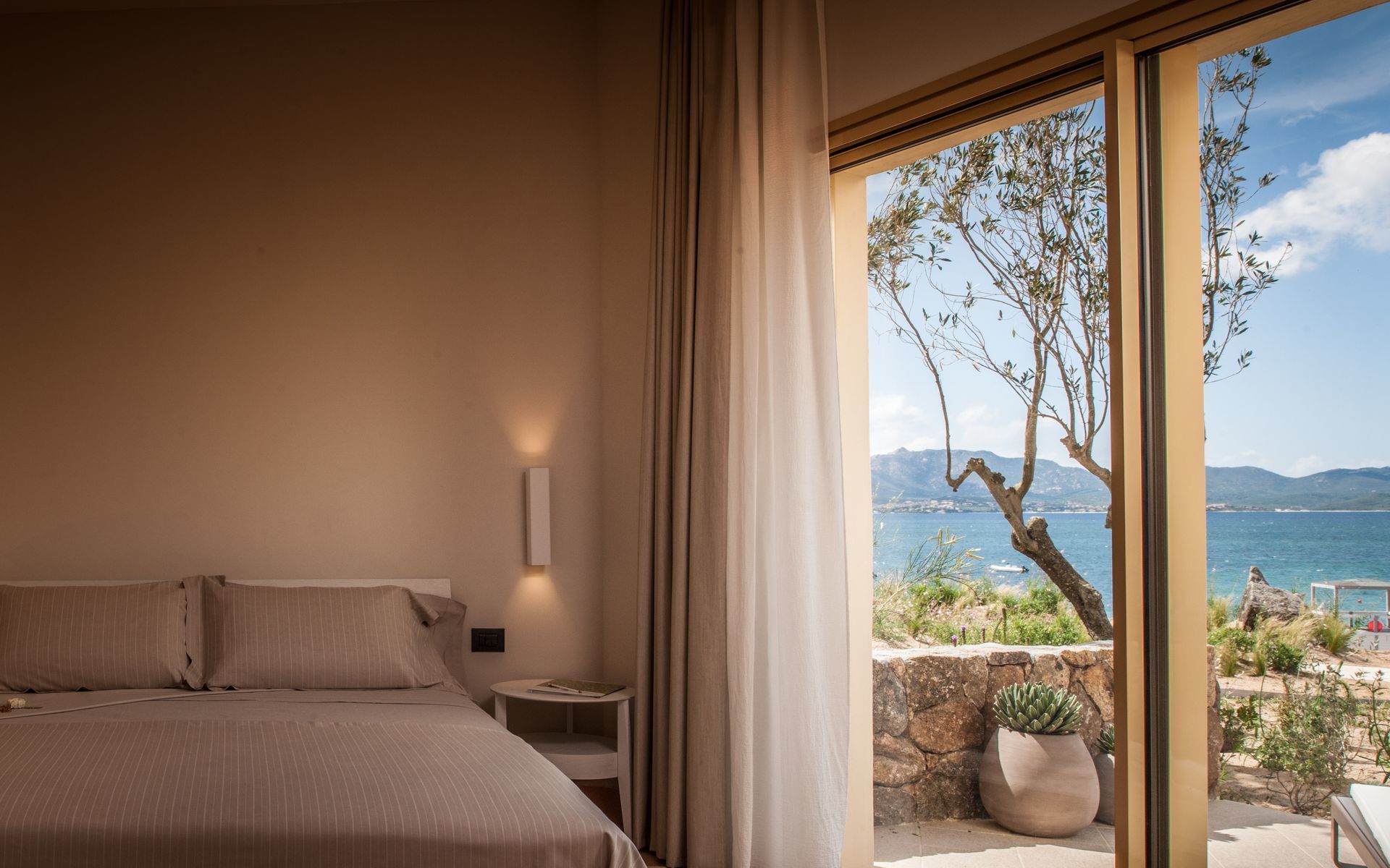 Hotel CalaCuncheddi Olbia Esterno foto
